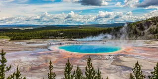 Las Vegas to Salt Lake City Yellowstone Tour 5 Days