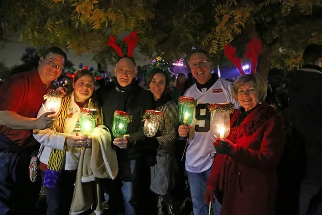 New Orleans Jingle Bells Walking Tour - Image 2