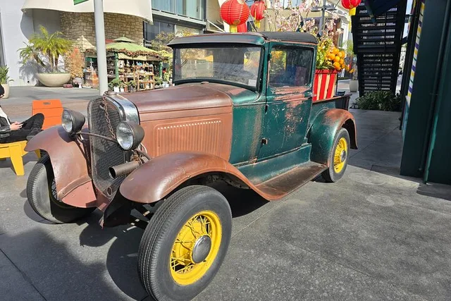 Hollywood Day Tour from Orange County - Image 4
