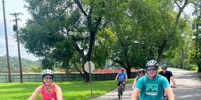 Nashville E-Bike Tour of Hidden Gems - Image 6