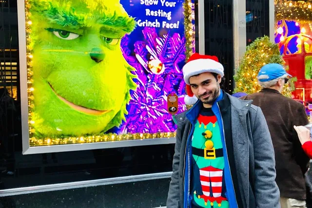 New York City Holiday Movie Sites and City Lights Tour - Image 4