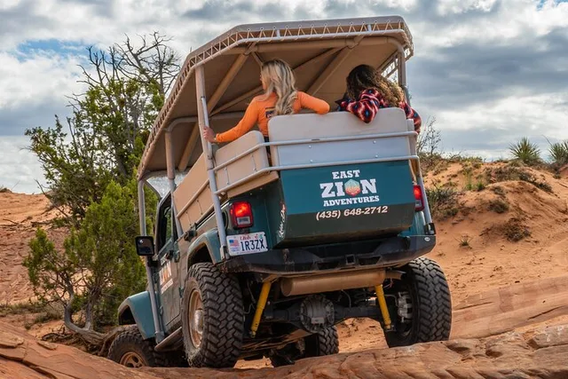 East Zion Pink Sands Jeep Tour - Image 5