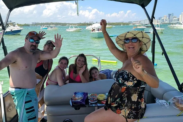 Fort Lauderdale Private Boat Charter - Image 3