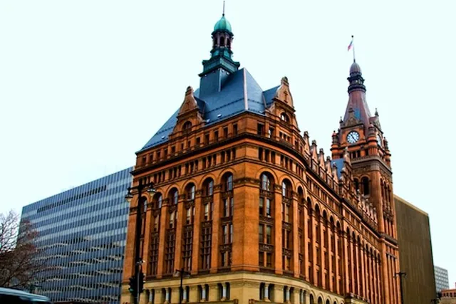 Milwaukee Historic Downtown Self-Guided Walking Tour - Image 1