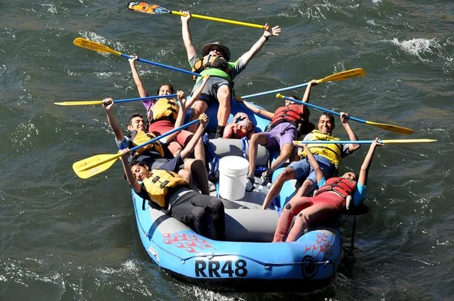 Wenatchee River Rafting and Brewery Tour - Image 1