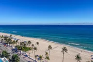 Miami Private Tour with English-Speaking Driver thumbnail 4