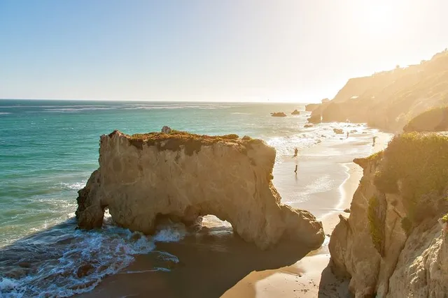 Malibu Private Tour: Beaches and Mansions 4.5 hr - Image 1