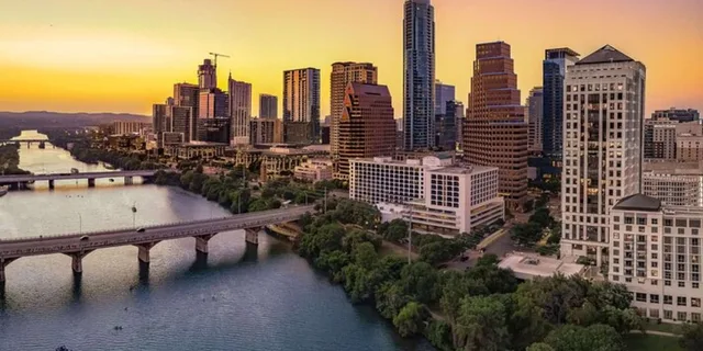 Austin Private Custom Walking Tour - Image 3