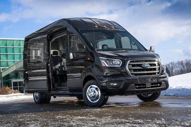 Houston Private Sprinter Van Transfer - Image 2