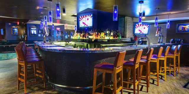 Hollywood Hard Rock Cafe Dining Experience - Image 2