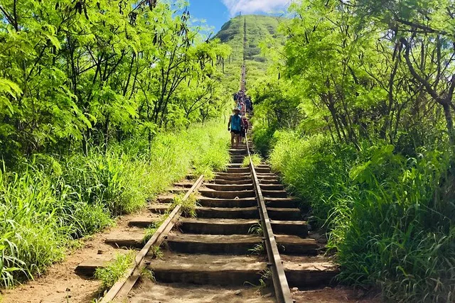 Honolulu E-Bike Ride and Koko Head Hike - Image 6