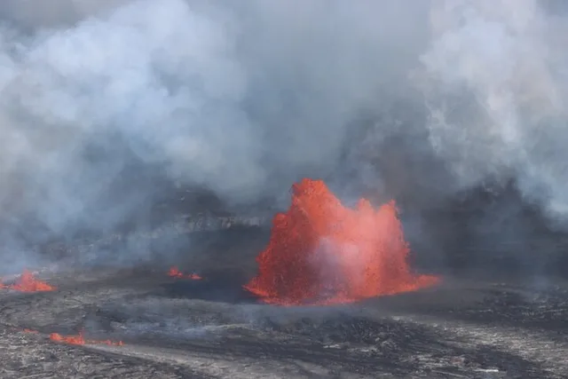 Hilo Volcanoes National Park Private Tour - Image 1