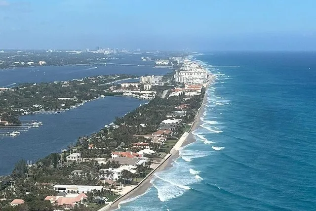 Miami Helicopter Tour with Champagne - Image 6