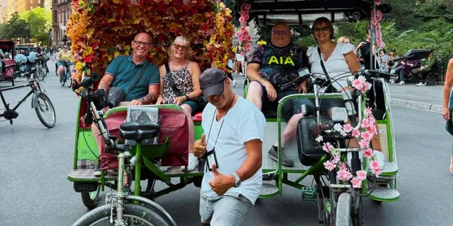 New York Central Park Gossip Girl Pedicab Tour - Image 2