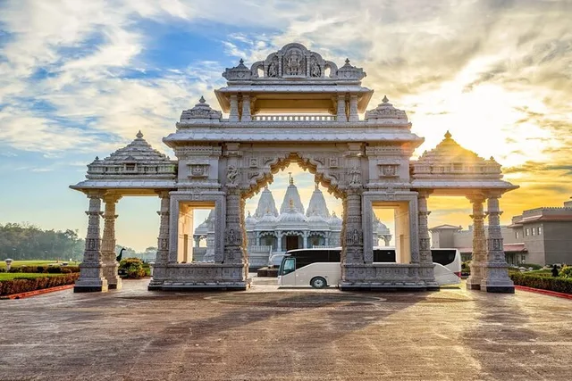 New York City Akshardham Bus Tour - Image 3