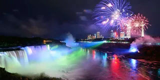 Niagara Falls USA Day and Night Tour with Light Show