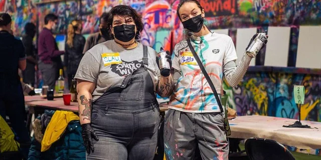 Chicago Spray Paint and Sip Workshop 1.5 hr - Image 2