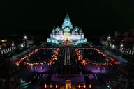 New York City Akshardham Bus Tour thumbnail 1