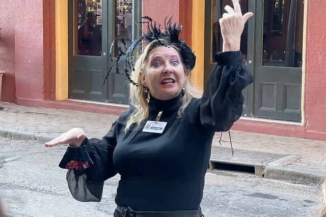 New Orleans Haunted Pub Crawl - Image 5