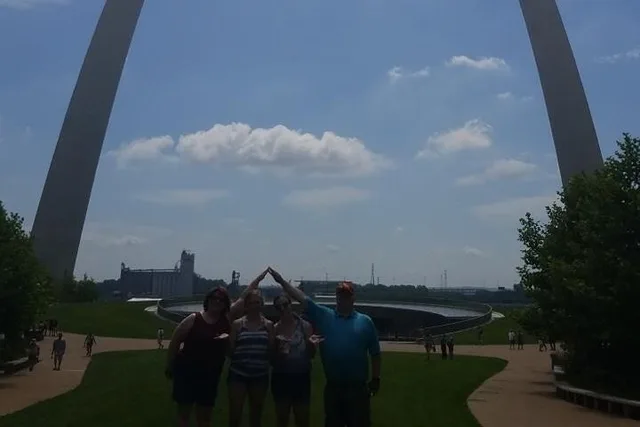 St. Louis Scavenger Hunt Adventure - Image 1