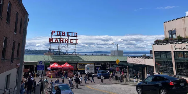Seattle Pike Place Market Tasting Tour - Image 1