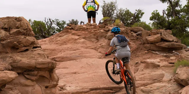 Moab Mountain Biking Tour at Dead Horse Point - Image 6