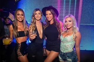 Las Vegas Nightclub Tour with Party Bus