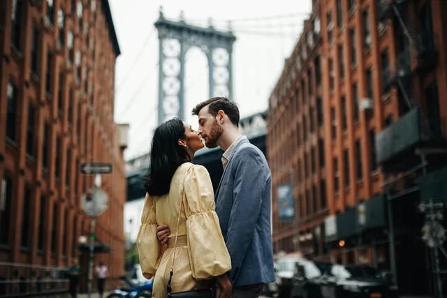 New York Photoshoot Experience at Manhattan Bridge - Image 1
