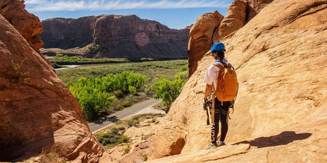 Moab Bow and Arrow Canyon Canyoneering Excursion 5 hr - Image 2