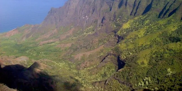 Kauai Hiking Adventure - Image 3