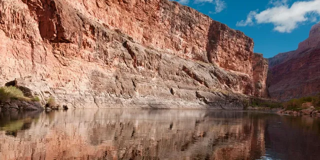 Las Vegas Grand Canyon and Antelope Canyon Tour - Image 3