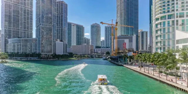 Miami Water Taxi Tour - Image 3