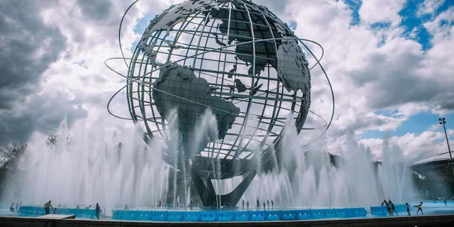 New York City Boroughs Bus Tour - Image 5