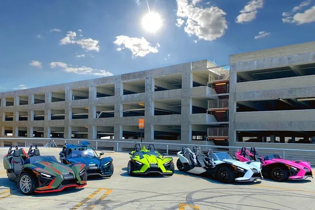 Glendale Polaris SlingShot Rental - Image 1