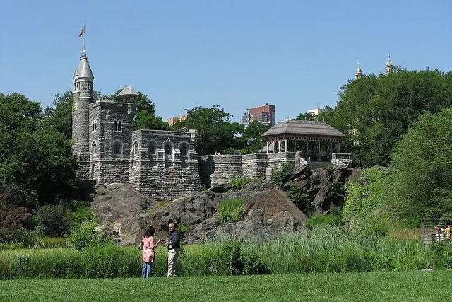 New York Central Park Walking Tour with Breakfast - Image 5
