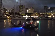 Waikiki Gondola Cruise with Lei and Drinks 1 hr thumbnail 6