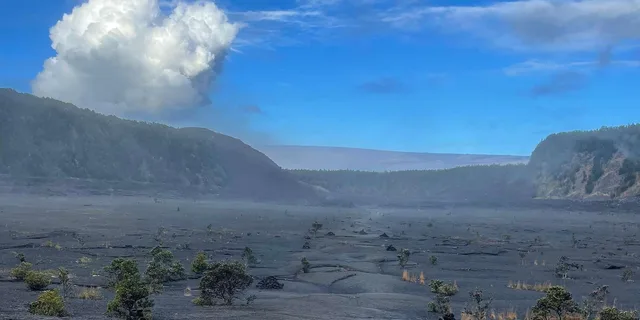 Volcano Kilauea Iki Crater and Lava Tube Hike - Image 2