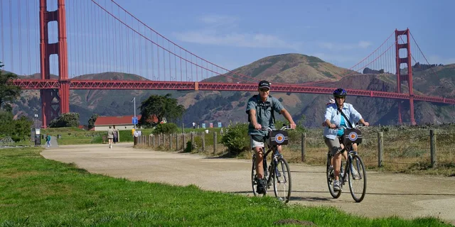 San Francisco Muir Woods & Golden Gate Bike Tour - Image 4