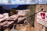 Las Vegas Grand Canyon Skywalk Tour with French Guide thumbnail 6