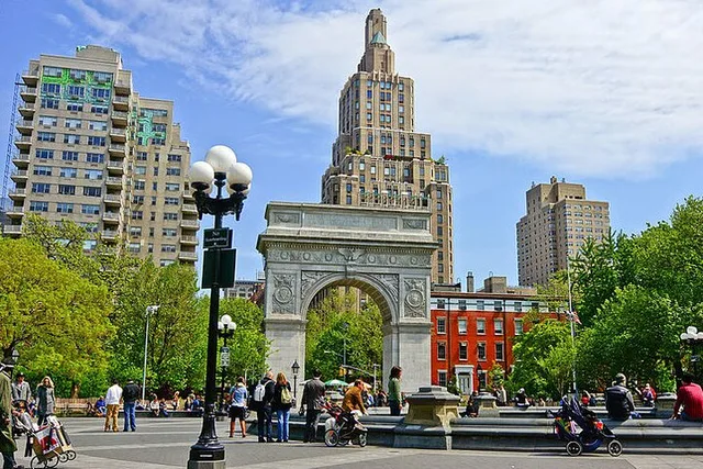 New York Jazz Night Tour with West Village Stroll - Image 5