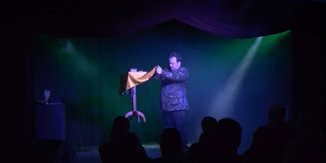 Pigeon Forge Magic Show Starring Steven Best 90 min - Image 5