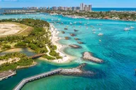 West Palm Beach Peanut Island Sandbar & Swim Tour 3 hr thumbnail 3