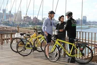 New York Brooklyn Bridge Bike Tour thumbnail 5