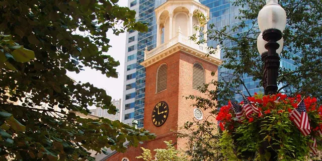 Boston Freedom Trail Walking Tour with Bunker Hill and USS Constitution - Image 5