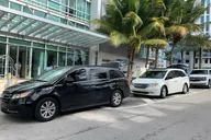 Los Angeles Private Airport Transfer to Garden Grove thumbnail 1