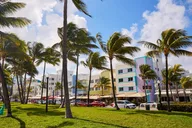 Miami Art Deco Architecture Walking Tour thumbnail 6