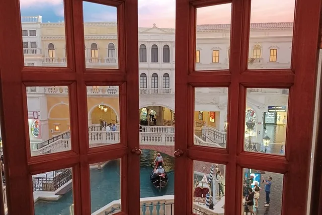 Las Vegas Italian Food Tour - Image 5