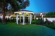 Las Vegas Wedding Package in Victorian Chapel 90 min thumbnail 6