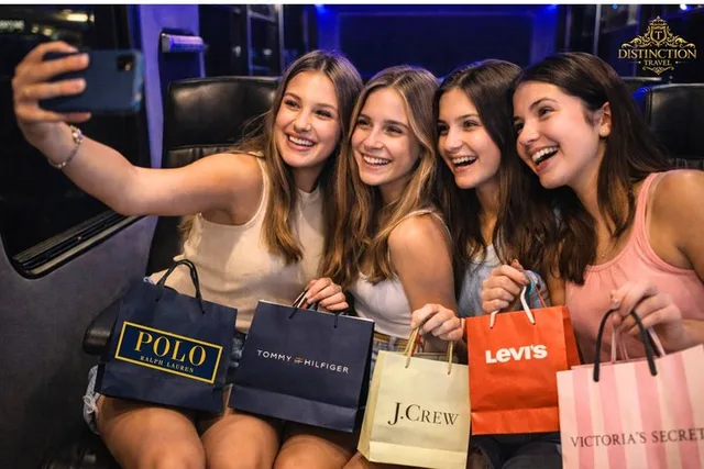 Miami Sawgrass Mills Shuttle - Image 3