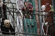 New Orleans Haunted and True Crime Pub Crawl 2 hr thumbnail 1